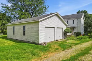 24654 Hazel Rd, Sterling, IL 61081 - Photo 11