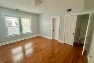 2310 W Farwell Ave, Chicago, IL 60645 - Photo 7