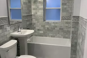 2310 W Farwell Ave, Chicago, IL 60645 - Photo 9