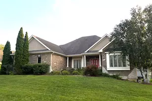 720 Evergreen Ln, Sugar Grove, IL 60554 - Photo 1