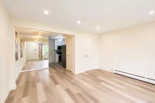 39 King Arthur Ct, Northlake, IL 60164 - Photo 9