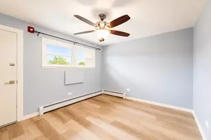 39 King Arthur Ct, Northlake, IL 60164 - Photo 23
