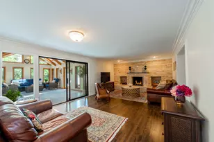 1091 Polo Dr, Lake Forest, IL 60045 - Photo 7