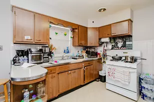 6615 N California Ave, Chicago, IL 60645 - Photo 9