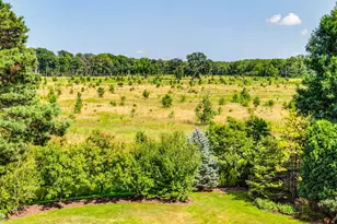 1441 Kathryn Ln, Lake Forest, IL 60045 - Photo 3