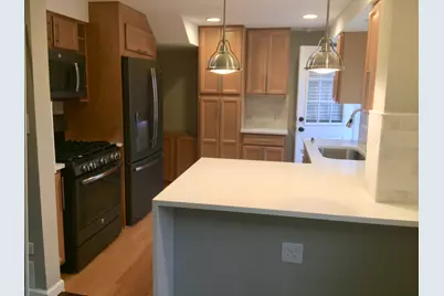 425 Dodge Avenue, Evanston, IL 60202 - Photo 3