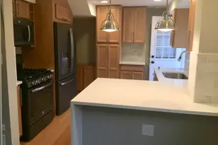 425 Dodge Ave, Evanston, IL 60202 - Photo 3