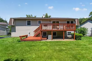 4 Devon Ct, Bolingbrook, IL 60440 - Photo 33