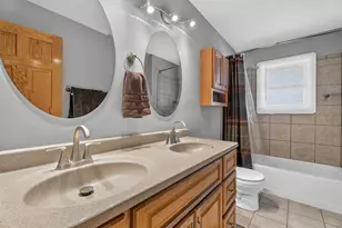 4 Devon Ct, Bolingbrook, IL 60440 - Photo 21