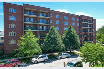 1325 Perry Street #402, Des Plaines, IL 60016 - Photo 1