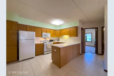 1325 Perry Street #402, Des Plaines, IL 60016 - Photo 11