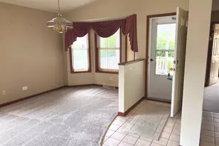 1314 Ascot Ct, Grayslake, IL 60030 - Photo 9