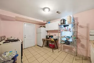 8914 S Exchange Ave, Chicago, IL 60617 - Photo 29