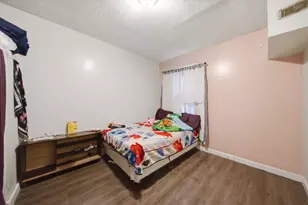 8914 S Exchange Ave, Chicago, IL 60617 - Photo 7