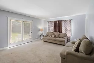 273 Green St, Park Forest, IL 60466 - Photo 9