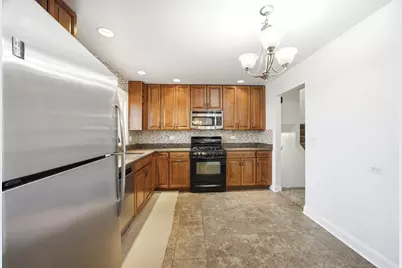 8016 Geneva Street, Woodridge, IL 60517 - Photo 9