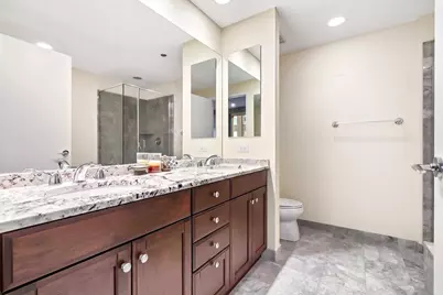 600 N Lake Shore Drive #407, Chicago, IL 60611 - Photo 7