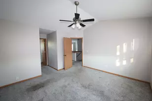 1011 Greenleaf Dr, Joliet, IL 60436 - Photo 27
