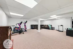 4402 Sycamore Ln, Rolling Meadows, IL 60008 - Photo 21