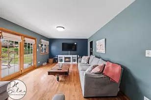 4402 Sycamore Ln, Rolling Meadows, IL 60008 - Photo 13