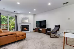 16 W Fern Ct, Palatine, IL 60067 - Photo 5