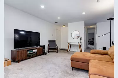 16 W Fern Court #204, Palatine, IL 60067 - Photo 7