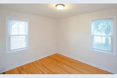 4262 W Nelson Street #1, Chicago, IL 60641 - Photo 5