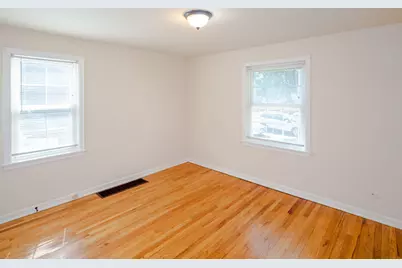 4262 W Nelson Street #1, Chicago, IL 60641 - Photo 7