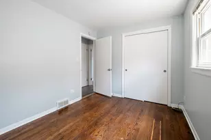 11233 S Whipple St, Chicago, IL 60655 - Photo 11