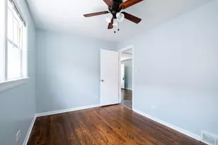 11233 S Whipple St, Chicago, IL 60655 - Photo 15