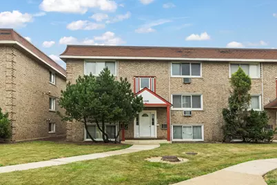 1020 W 18th Street #2S, Broadview, IL 60155 - Photo 1