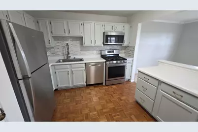 311 Glasgow Lane #Z2, Schaumburg, IL 60194 - Photo 11