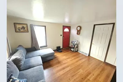 304 Johnson Street, East Dundee, IL 60118 - Photo 5