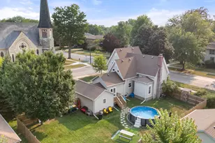 230 Somonauk St, Sycamore, IL 60178 - Photo 35