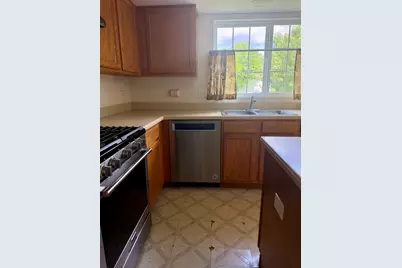 1110 Symphony Drive, Aurora, IL 60504 - Photo 9