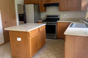 1110 Symphony Dr, Aurora, IL 60504 - Photo 7