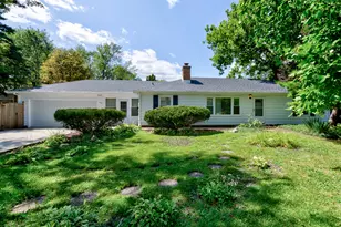 1514 N Washington St, Wheaton, IL 60187 - Photo 1