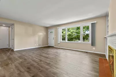 1514 N Washington Street, Wheaton, IL 60187 - Photo 5