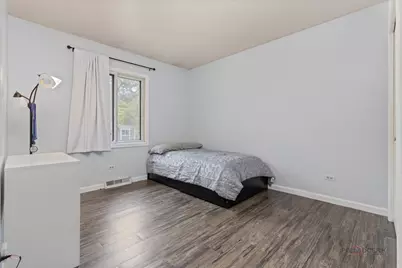 32 Asbury Lane, Cary, IL 60013 - Photo 9