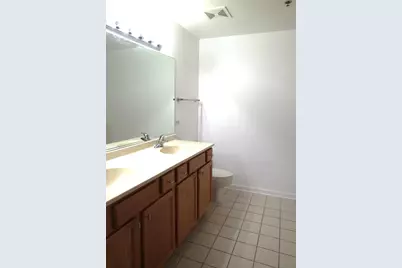 1250 S Indiana Avenue #1110, Chicago, IL 60605 - Photo 11