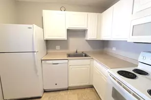10 E Ontario St, Chicago, IL 60611 - Photo 7