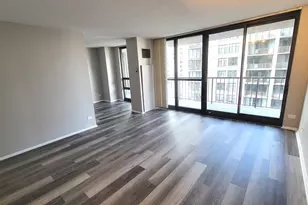 10 E Ontario St, Chicago, IL 60611 - Photo 3