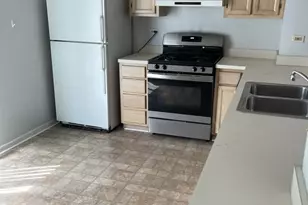 6260 Fremont Dr, Hanover Park, IL 60133 - Photo 3