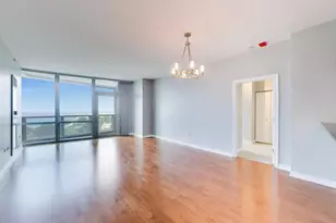 1211 S Prairie Ave, Chicago, IL 60605 - Photo 3