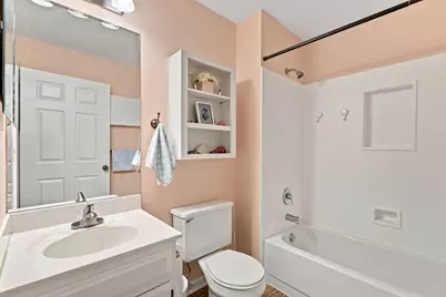 30W024 Cedar Court #024, Warrenville, IL 60555 - Photo 13
