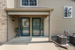 2406 Windward Blvd, Champaign, IL 61821 - Photo 3
