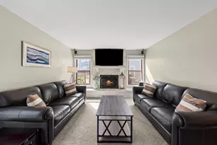 2323 Richmond Dr, Wheaton, IL 60189 - Photo 5