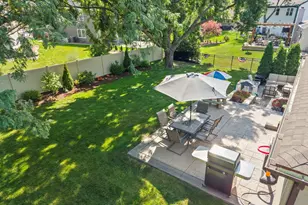 2323 Richmond Dr, Wheaton, IL 60189 - Photo 27