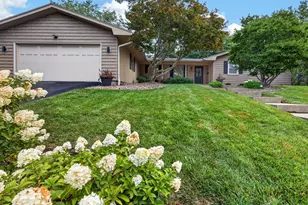 224 Fleetwood Dr, Bloomington, IL 61701 - Photo 49