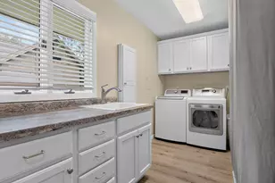 224 Fleetwood Dr, Bloomington, IL 61701 - Photo 25
